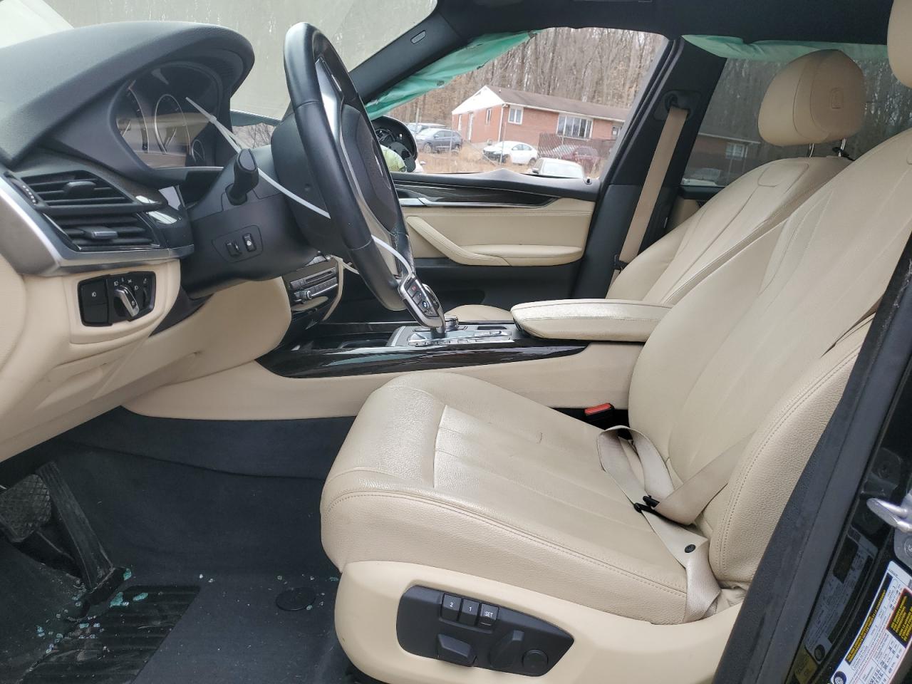 2017 BMW X5 VIN 5UXKR0C54H0U53389 Copart auction photo, side / front end damage thumbnail 7