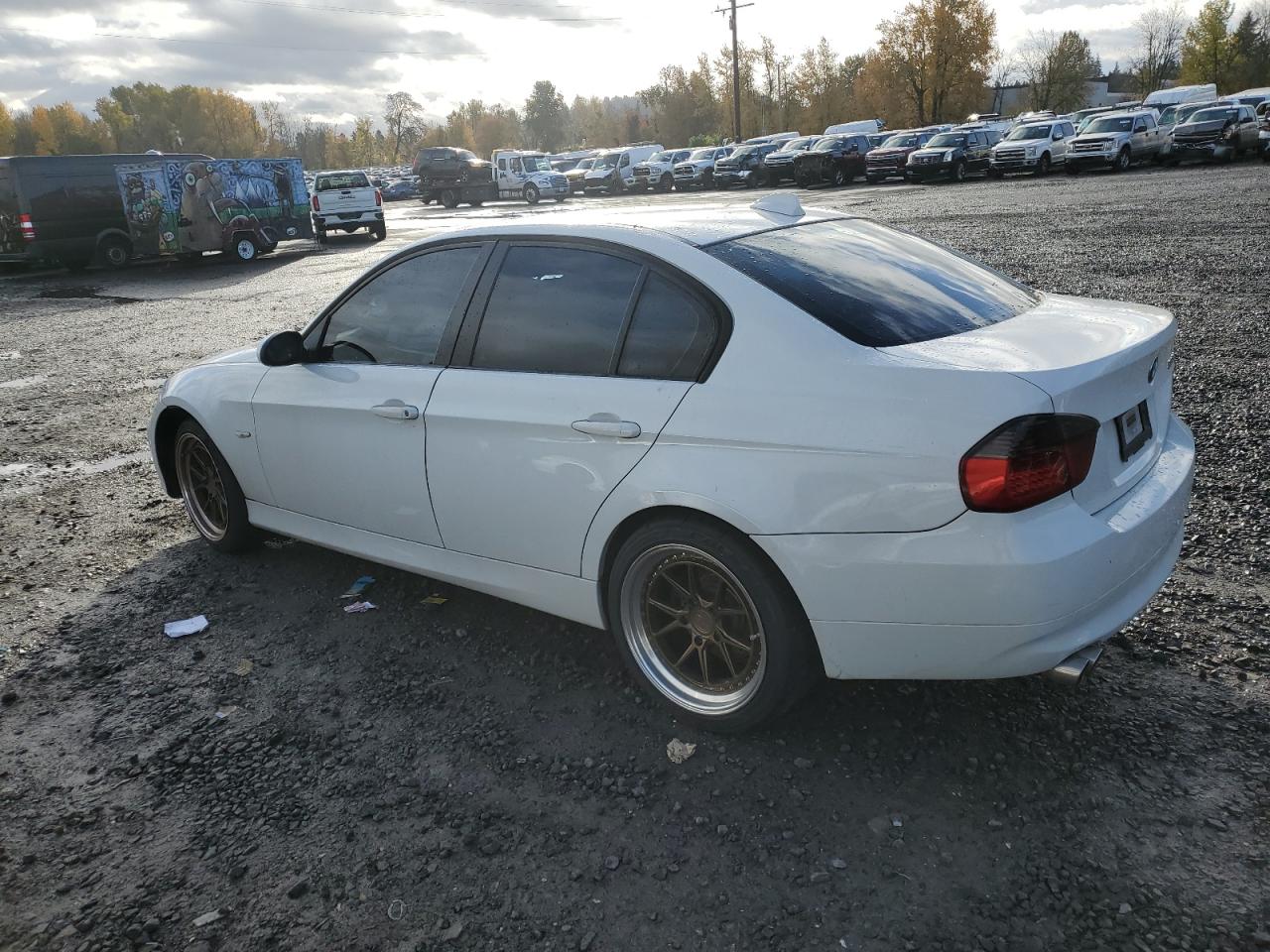 2008 BMW 3er VIN WBAVA37528NL57486 Copart auction photo, front end / side damage thumbnail 2