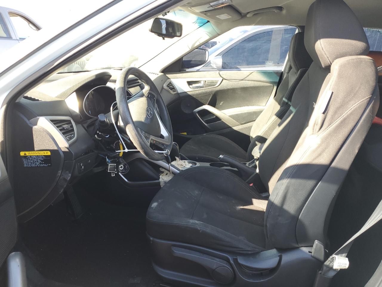 2014 Hyundai Veloster VIN KMHTC6AD5EU209237 Copart auction photo, vandalism damage thumbnail 7