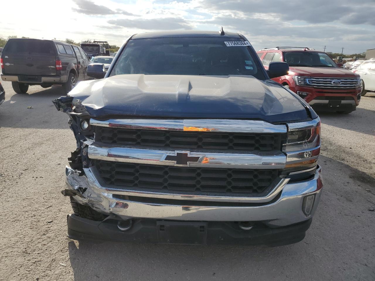2017 Chevrolet Silverado VIN 3GCUKREC7HG483268 Copart auction photo, front end / side damage thumbnail 5