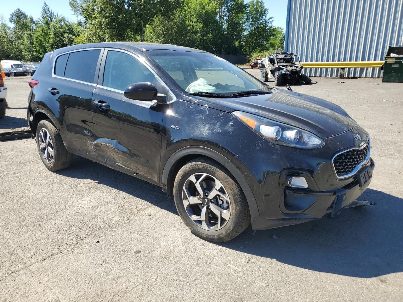 2021 KIA Sportage VIN KNDPMCACXM7932376 Copart auction photo, all over damage thumbnail 4