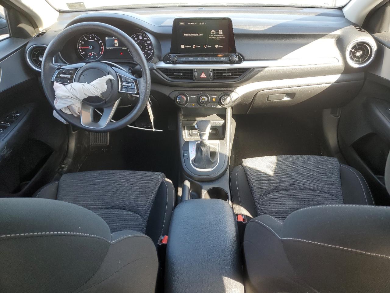 2023 KIA Forte VIN 3KPF24AD1PE663270 Copart auction photo, front end / minor dent/scratches damage thumbnail 8