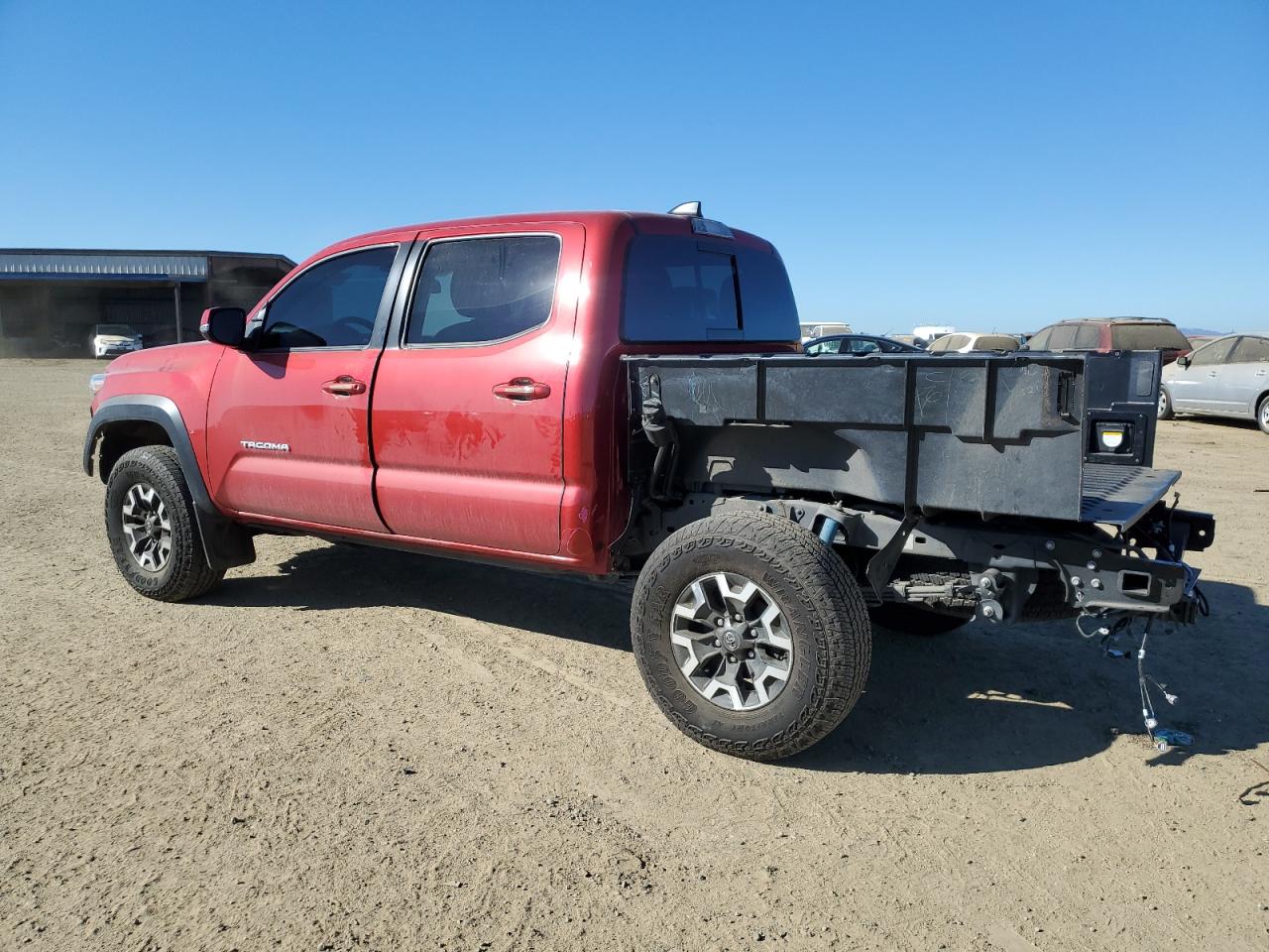 2022 Toyota Tacoma VIN 3TYCZ5AN9NT095175 Copart auction photo, all over damage thumbnail 2