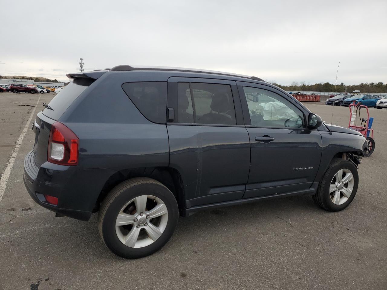 2014 Jeep Compass VIN 1C4NJDBB9ED772070 Copart auction photo, missing/altered vin / front end damage thumbnail 3
