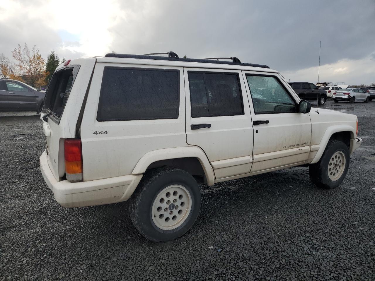 1998 Jeep Grand Cherokee VIN 1J4FJ68S6WL262168 Copart auction photo, rear end damage thumbnail 3