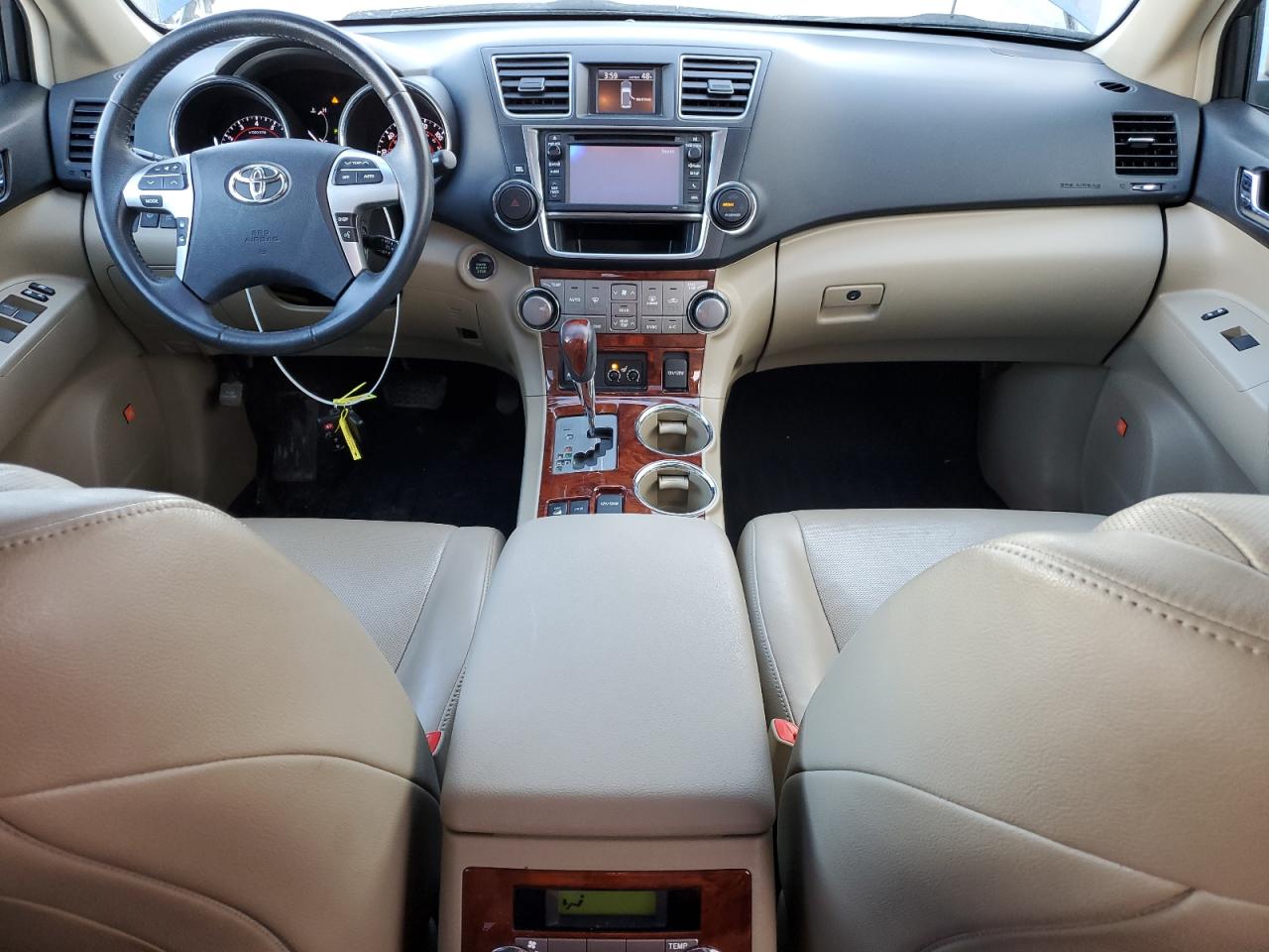 2013 Toyota Highlander VIN 5TDDK3EH2DS260883 Copart auction photo, all over damage thumbnail 8