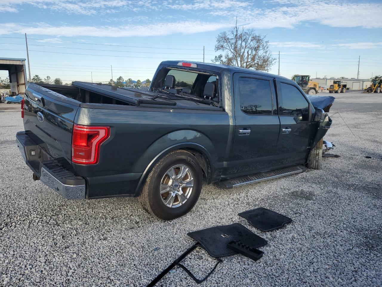 2015 Ford F-150 VIN 1FTEW1CG0FFC86604 Copart auction photo, front end damage thumbnail 3