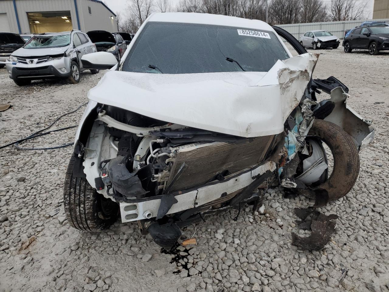 2019 Chevrolet Equinox VIN 3GNAXUEV5KS506681 Copart auction photo, front end / side damage thumbnail 5