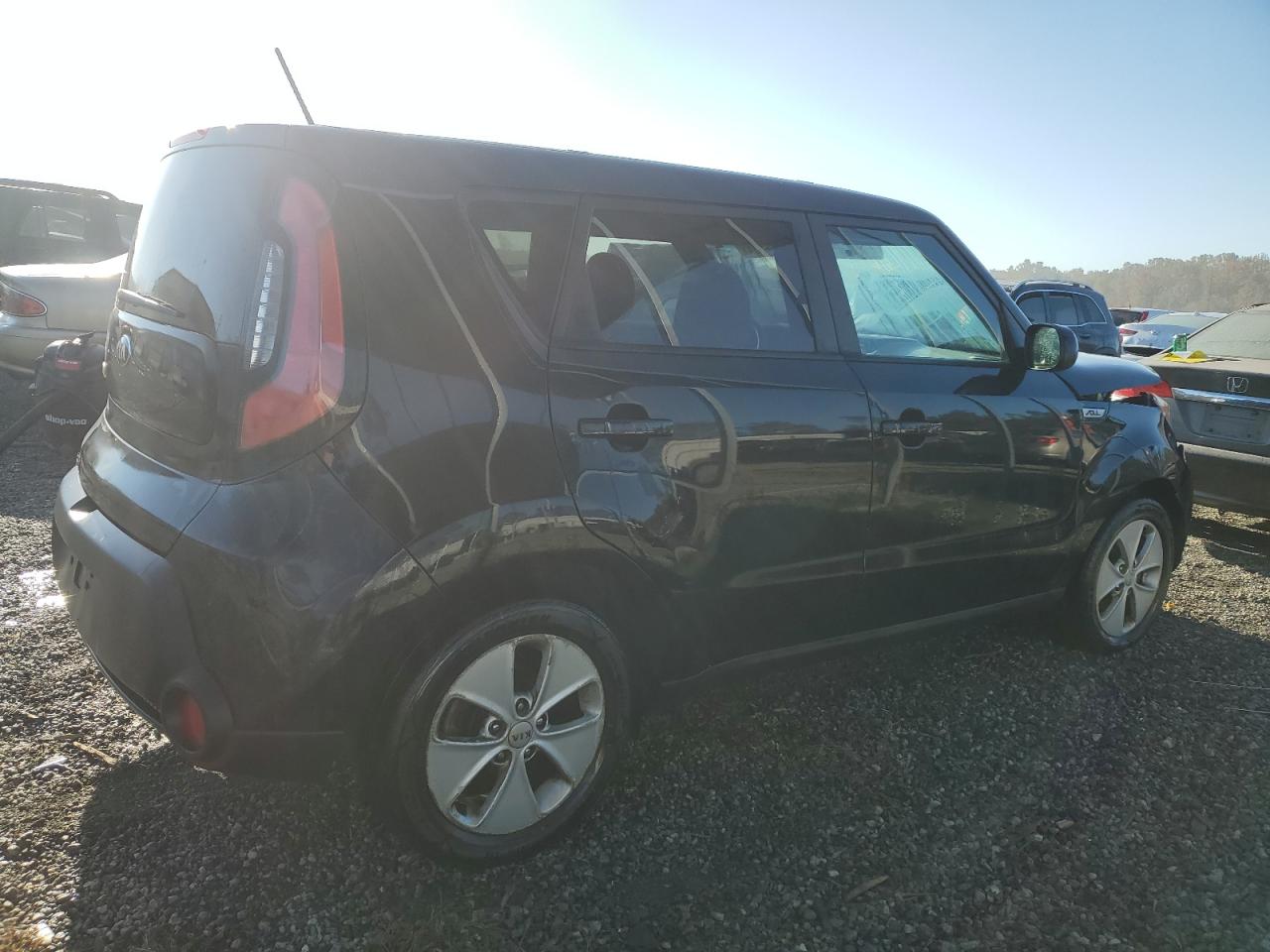 2016 KIA Soul VIN KNDJN2A21G7300777 Copart auction photo, front end / minor dent/scratches damage thumbnail 3