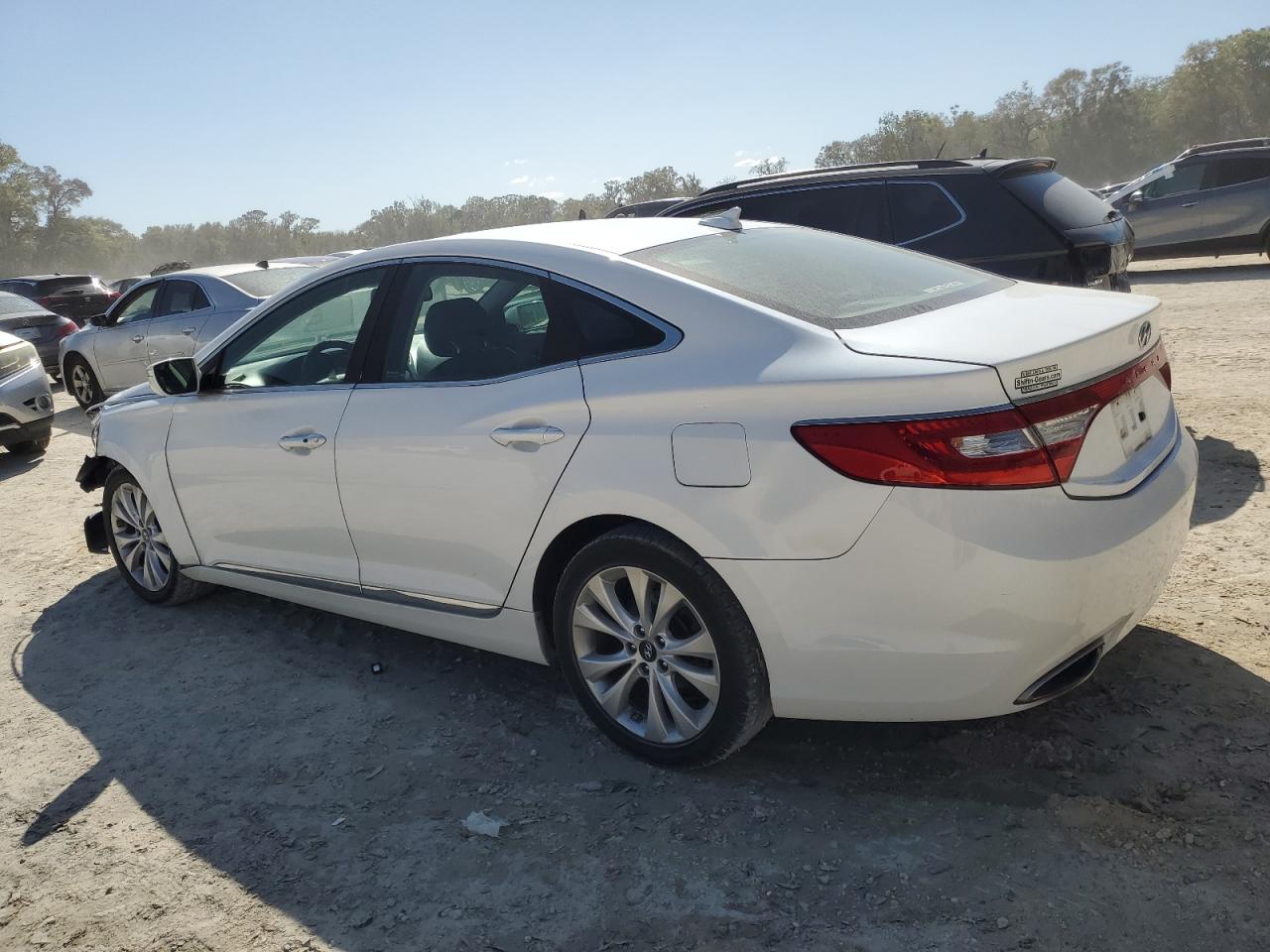 2014 Hyundai Azera VIN KMHFG4JG1EA385784 Copart auction photo, front end / minor dent/scratches damage thumbnail 2