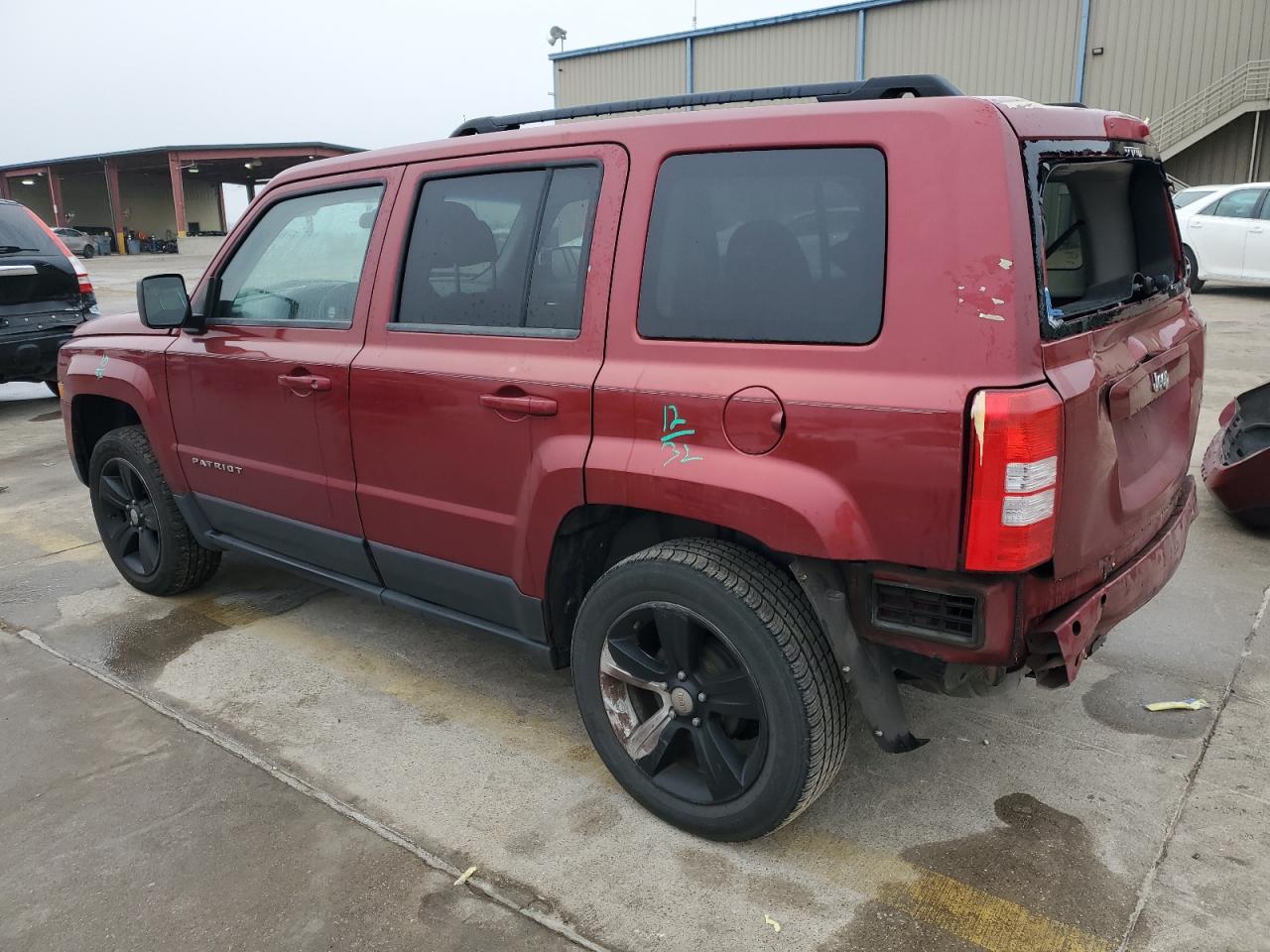 2014 Jeep Liberty (Patriot) VIN 1C4NJPFA8ED818233 Copart auction photo, rear end / hail damage thumbnail 2