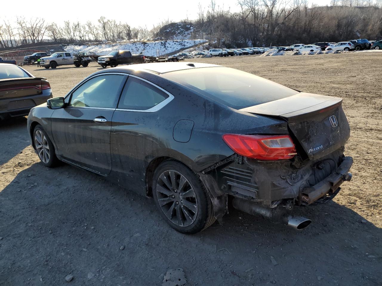 2013 Honda Accord VIN 1HGCT2B8XDA005419 Copart auction photo, rear end / minor dent/scratches damage thumbnail 2