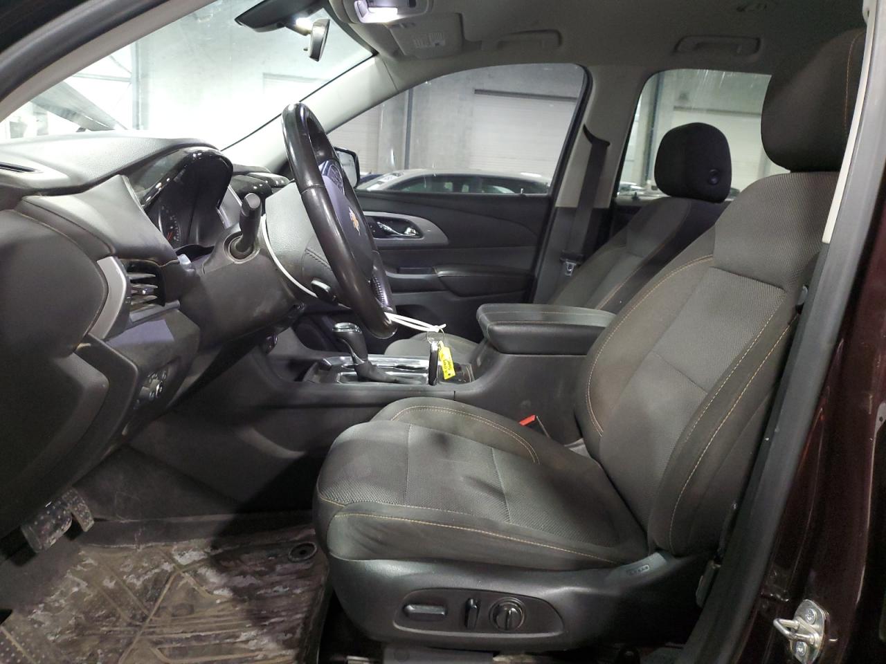 2019 Chevrolet Traverse VIN 1GNEVGKW0KJ246858 Copart auction photo, rear end / hail damage thumbnail 7