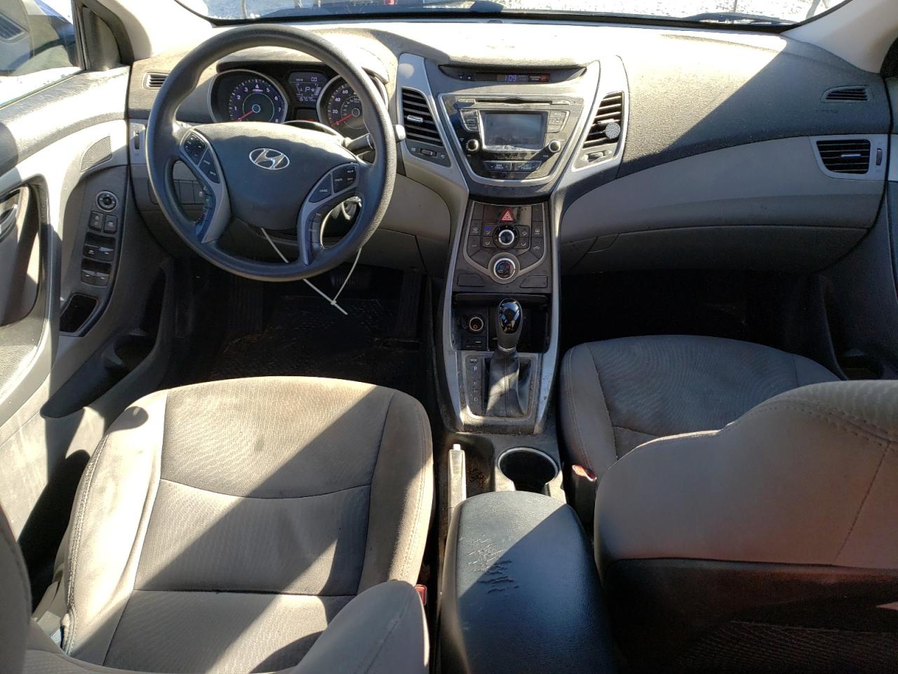 2016 Hyundai Elantra VIN 5NPDH4AE7GH769670 Copart auction photo, front end / minor dent/scratches damage thumbnail 8