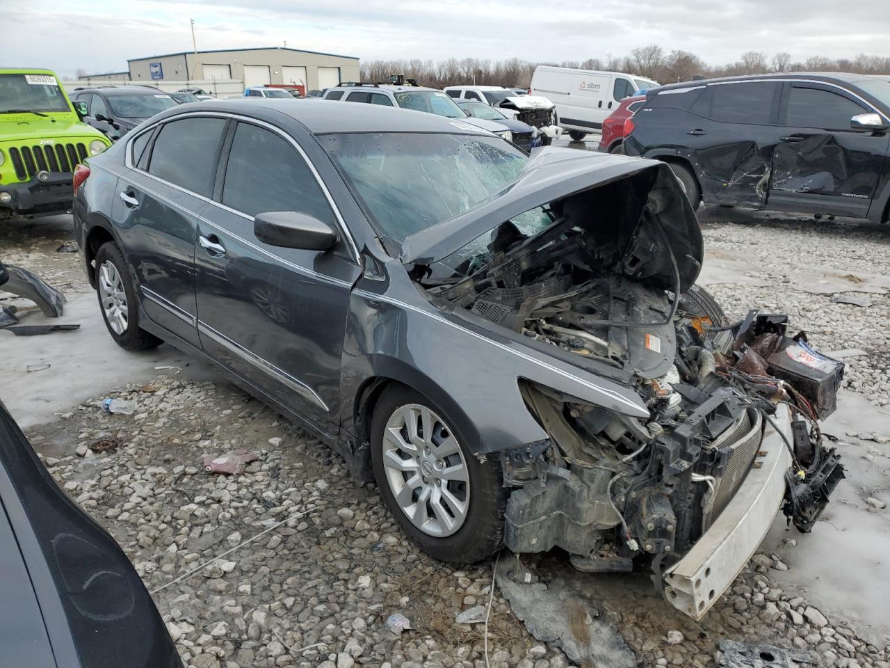 2016 Nissan Altima VIN 1N4AL3AP3GN381953 Copart auction photo, front end / minor dent/scratches damage thumbnail 4