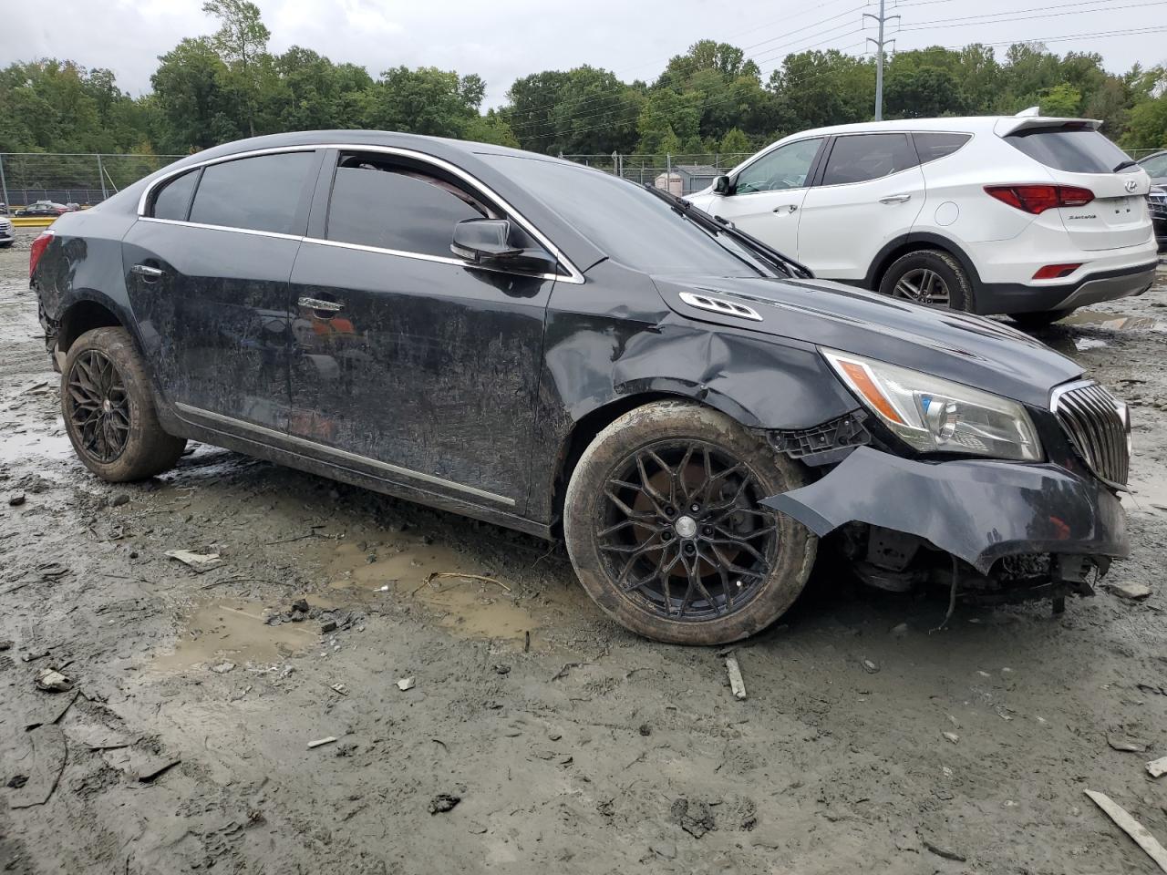 2015 Buick LaCrosse VIN 1G4GB5G33FF324132 Copart auction photo, front end / rear end damage thumbnail 4