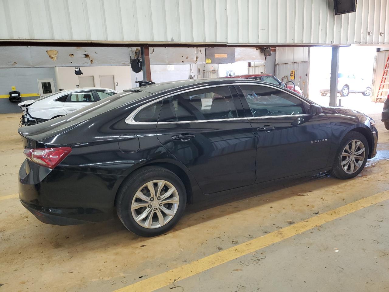 2020 Chevrolet Malibu VIN 1G1ZD5ST6LF041095 Copart auction photo, front end damage thumbnail 3