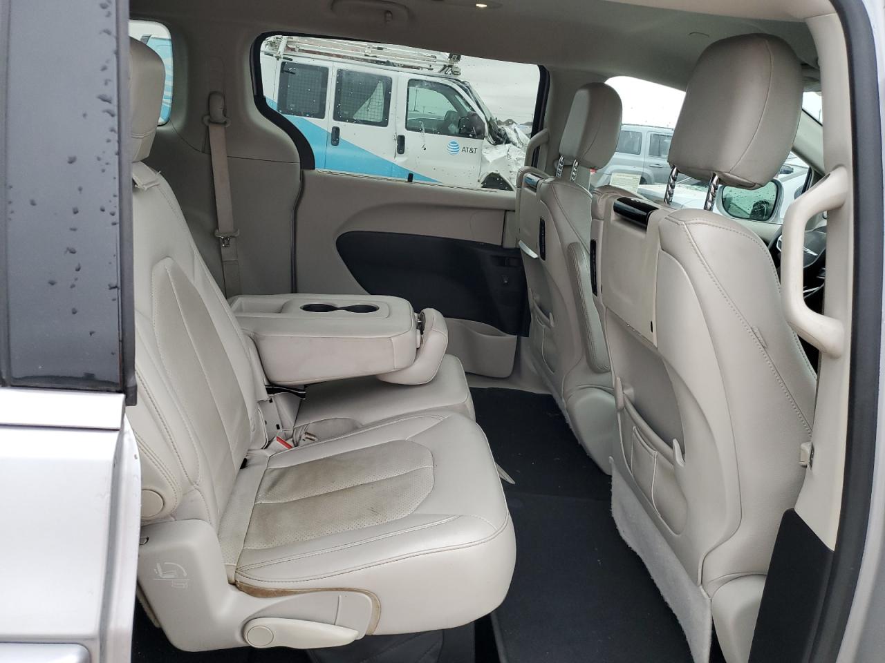 2017 Chrysler Pacifica VIN 2C4RC1EG4HR752814 Copart auction photo, front end / side damage thumbnail 11