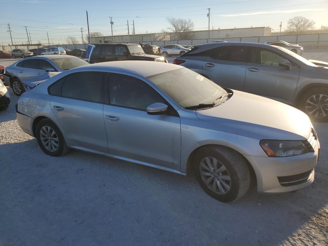 2015 Volkswagen Passat VIN 1VWAT7A3XFC002601 Copart auction photo, rear end / hail damage thumbnail 4