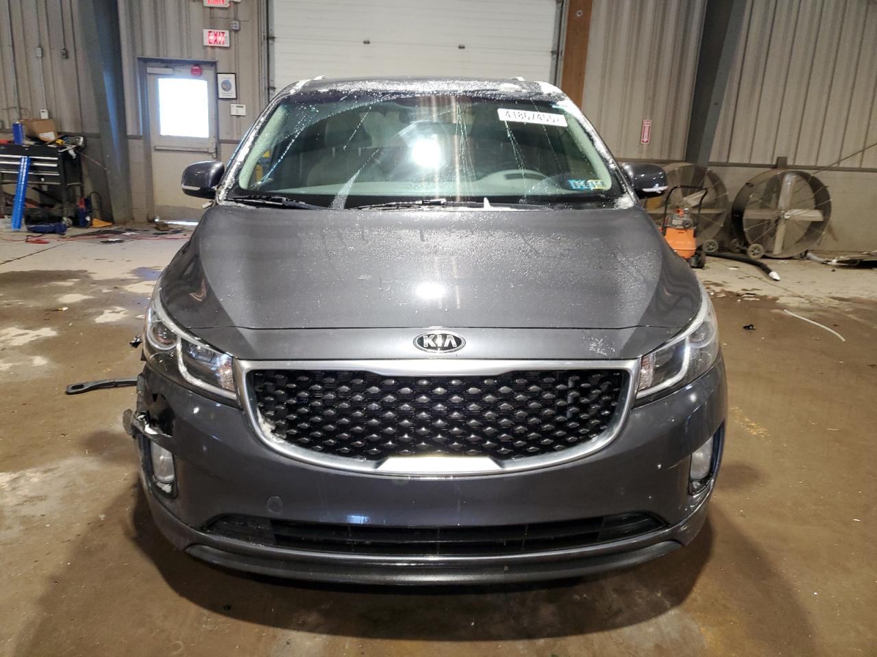 2016 KIA Sedona VIN KNDMC5C14G6138058 Copart auction photo, front end / side damage thumbnail 5