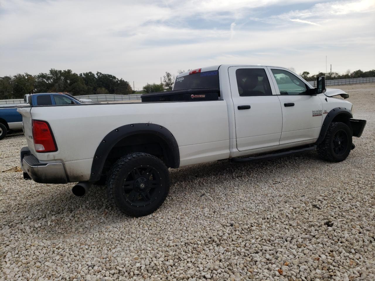 2016 RAM 3500 VIN 3C63R3GL6GG139969 Copart auction photo, front end damage thumbnail 3
