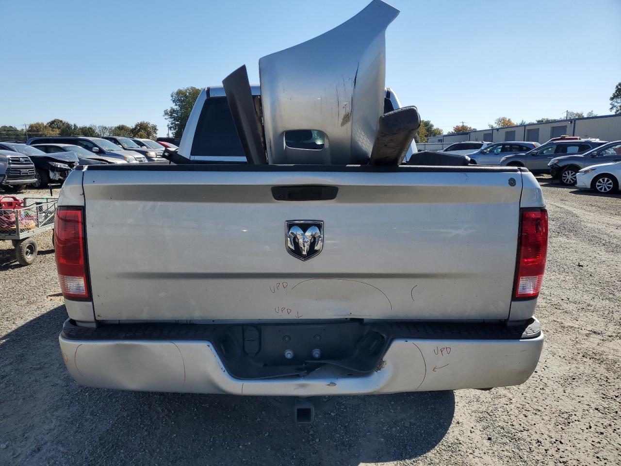 2019 RAM 1500 VIN 1C6RR6KGXKS528508 Copart auction photo, side / front end damage thumbnail 6
