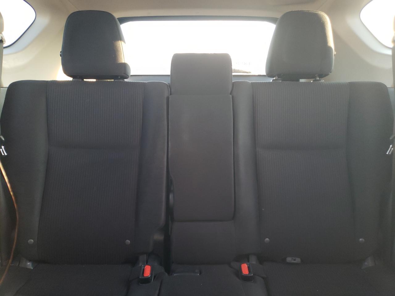 2016 Toyota RAV 4 VIN JTMZFREV1GJ074403 Copart auction photo, side / minor dent/scratches damage thumbnail 10