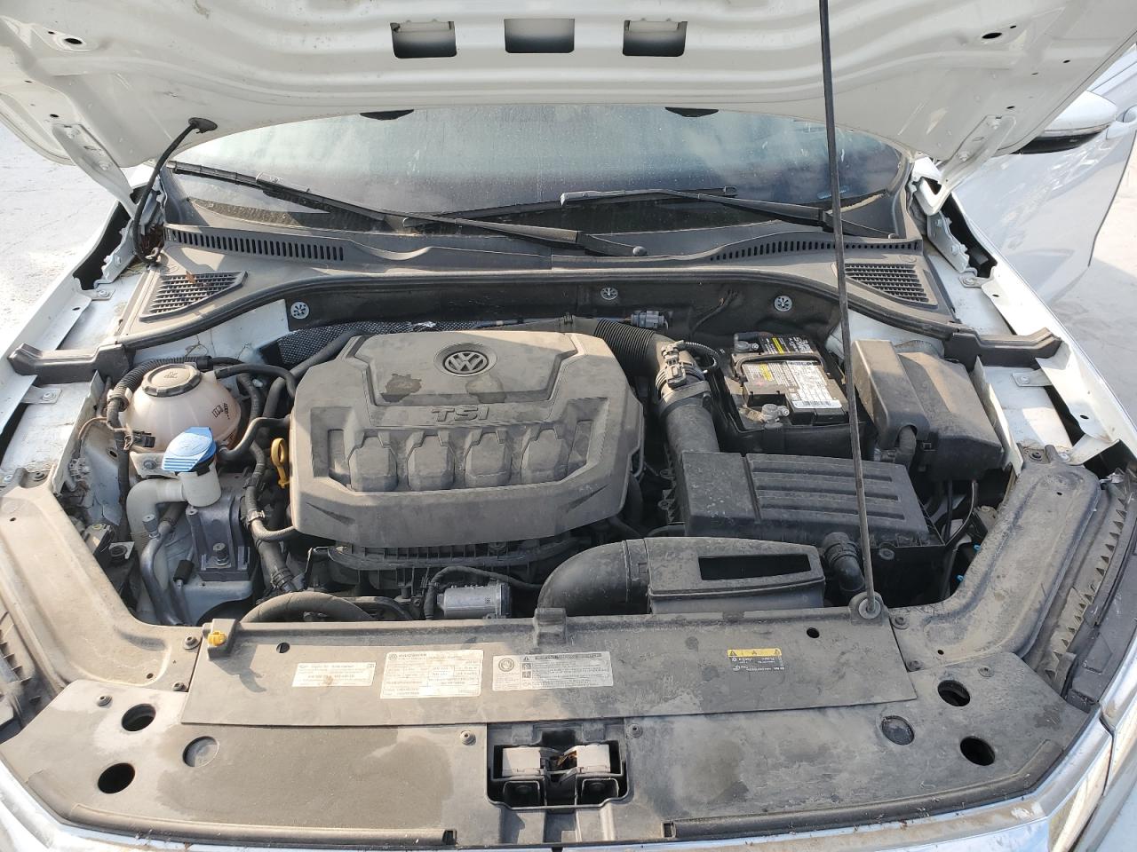 2020 Volkswagen Passat VIN 1VWSA7A30LC010681 Copart auction photo, rear end / minor dent/scratches damage thumbnail 11