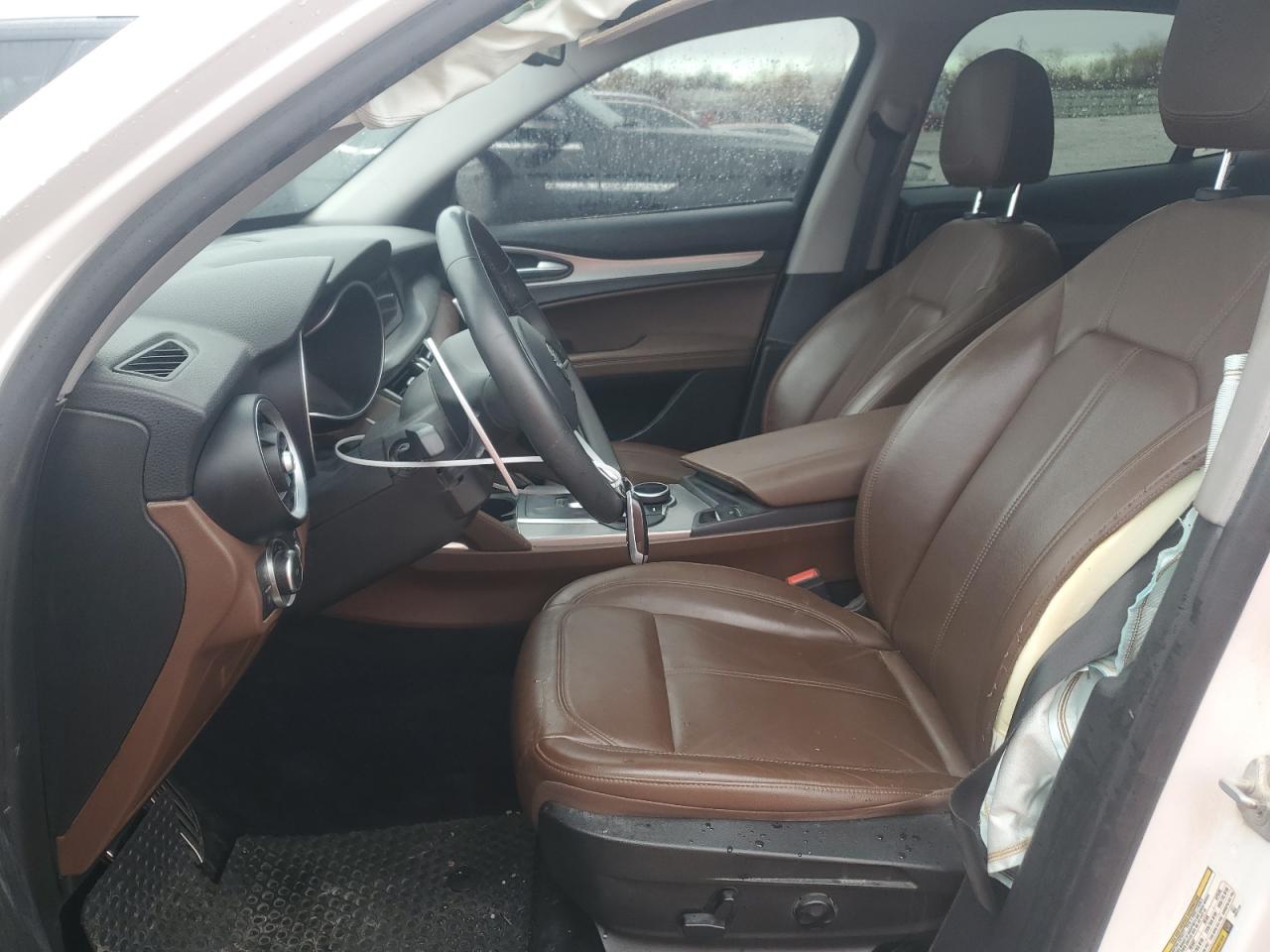 2018 Alfa Romeo Stelvio VIN ZASFAKPN5J7B93749 Copart auction photo, front end / minor dent/scratches damage thumbnail 7