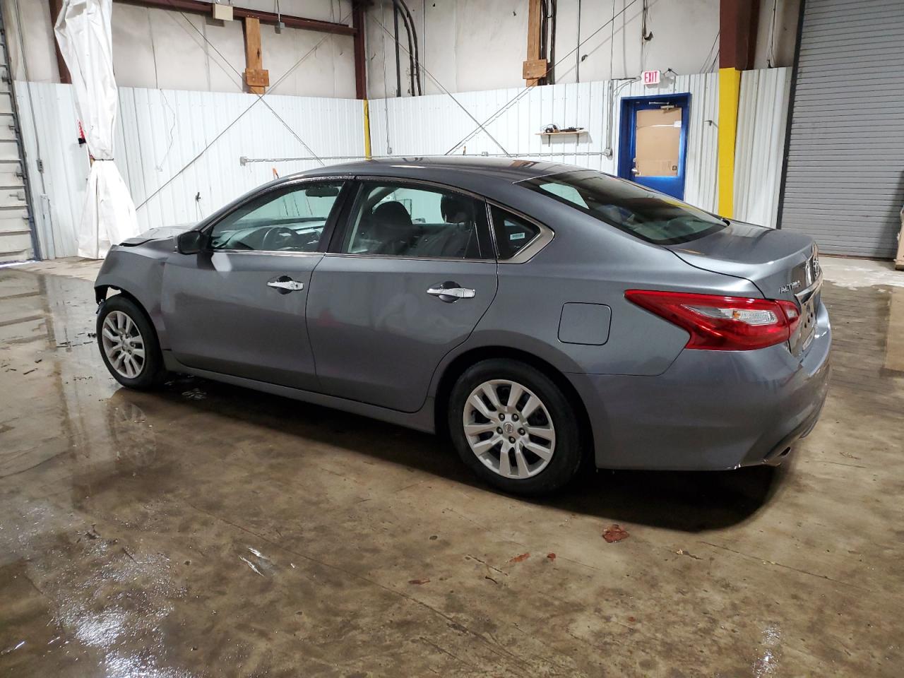 2018 Nissan Altima VIN 1N4AL3AP4JC228050 Copart auction photo, front end / side damage thumbnail 2