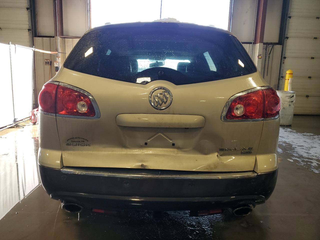 2010 Buick Enclave VIN 5GALVBED0AJ223044 Copart auction photo, front end / side damage thumbnail 6