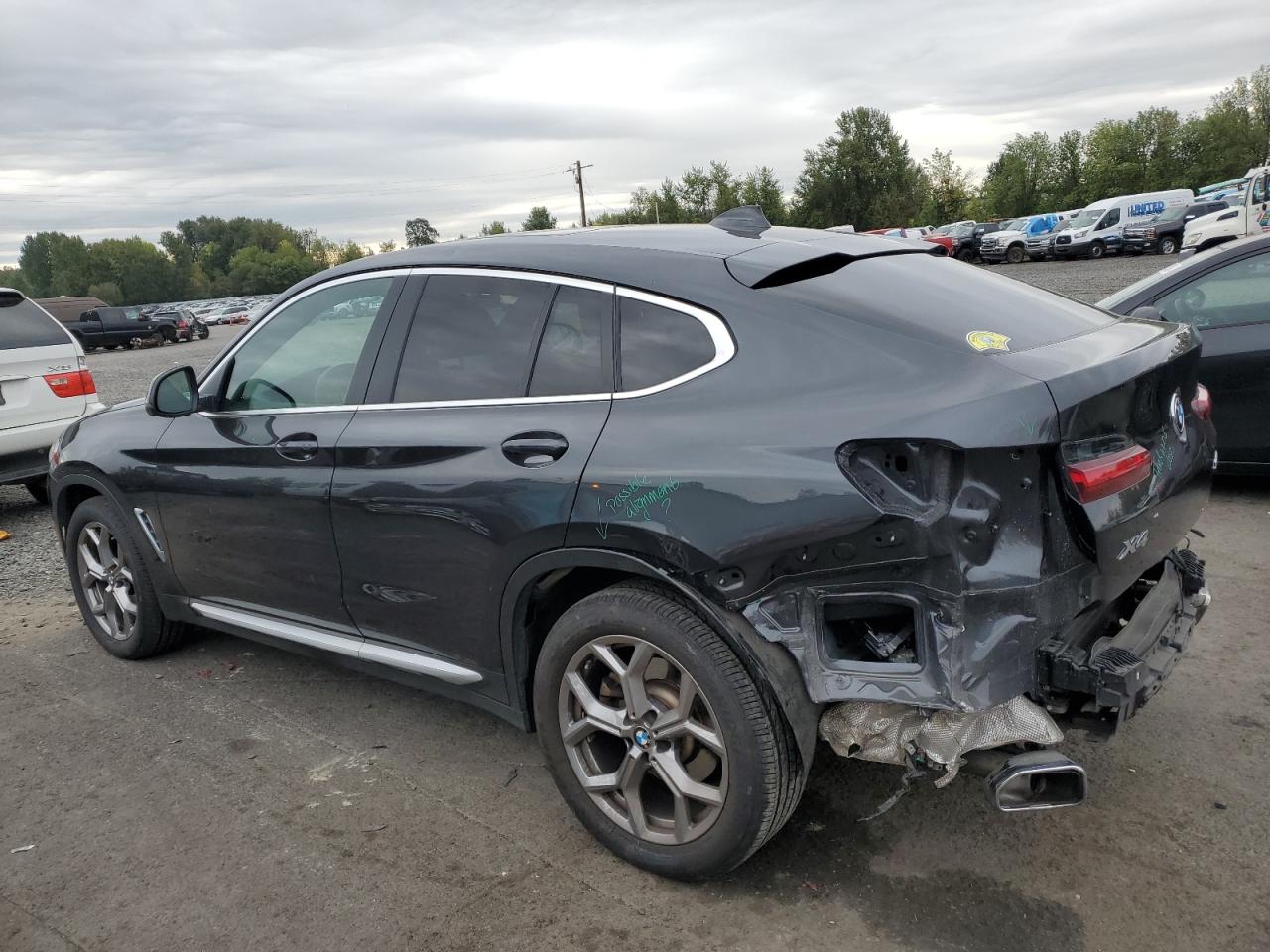 2022 BMW X4 VIN 5UX33DT05N9K21683 Copart auction photo, rear end damage thumbnail 2