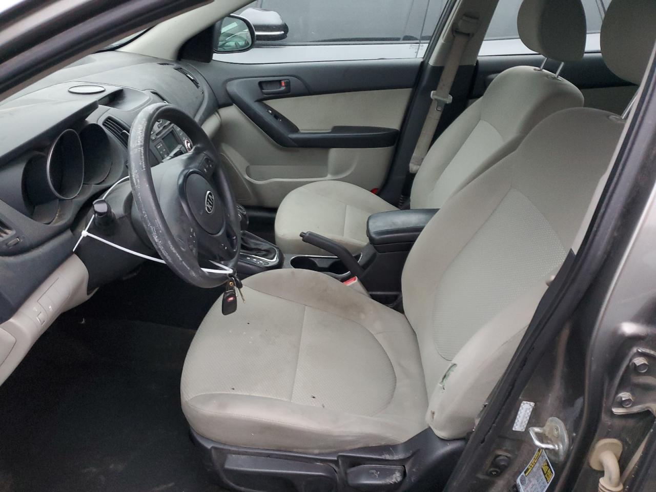 2012 KIA Forte VIN KNAFU5A22C5568346 Copart auction photo, front end damage thumbnail 7