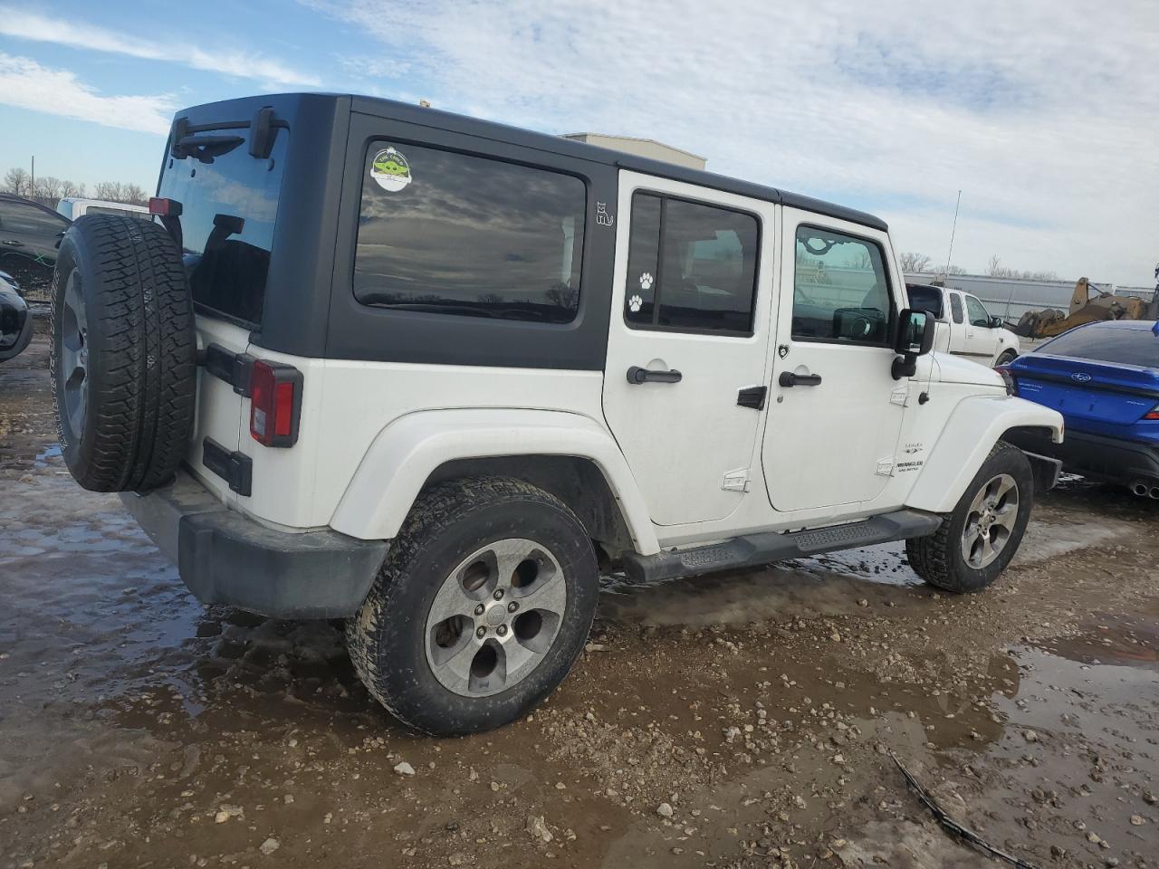 2017 Jeep Wrangler VIN 1C4BJWEG2HL707688 Copart auction photo, side damage thumbnail 3
