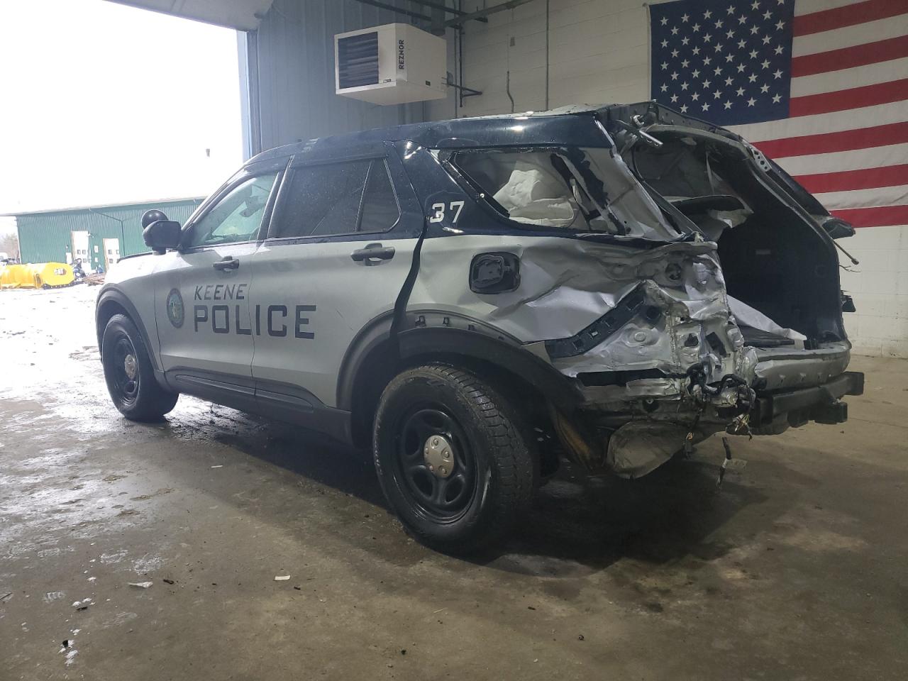 2020 Ford Explorer VIN 1FM5K8AB5LGB76659 Copart auction photo, rear end / side damage thumbnail 2