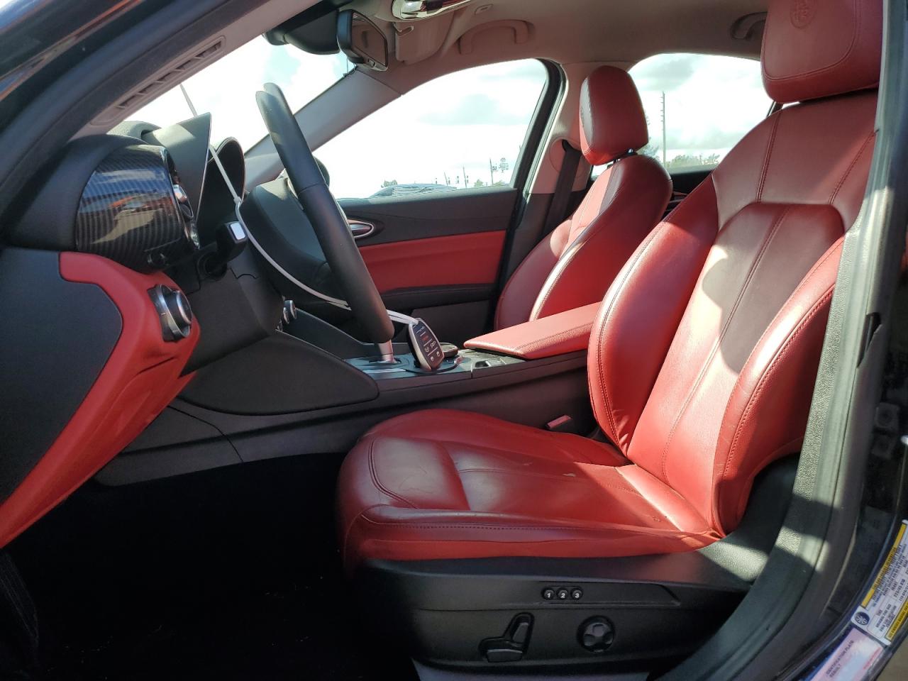 2018 Alfa Romeo Giulia VIN ZARFAEBN7J7563865 Copart auction photo, all over damage thumbnail 7