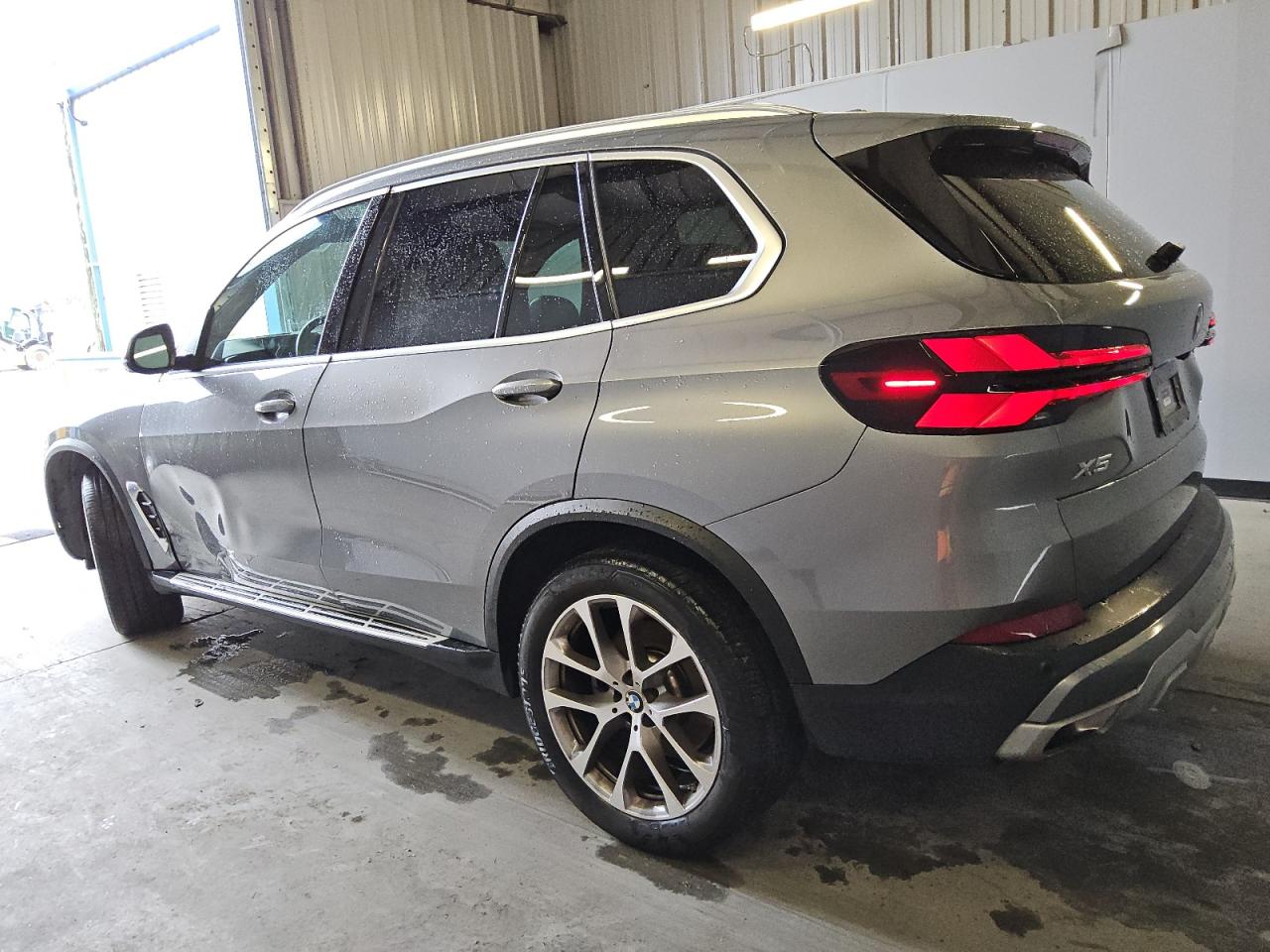 2024 BMW X5 VIN 5UX13EU04R9U01724 Copart auction photo, undercarriage / side damage thumbnail 2