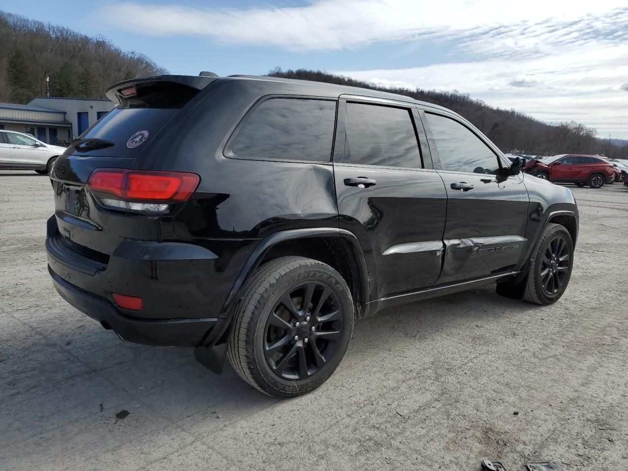 2019 Jeep Grand Cherokee VIN 1C4RJFAG9KC775742 Copart auction photo, side / rear end damage thumbnail 3