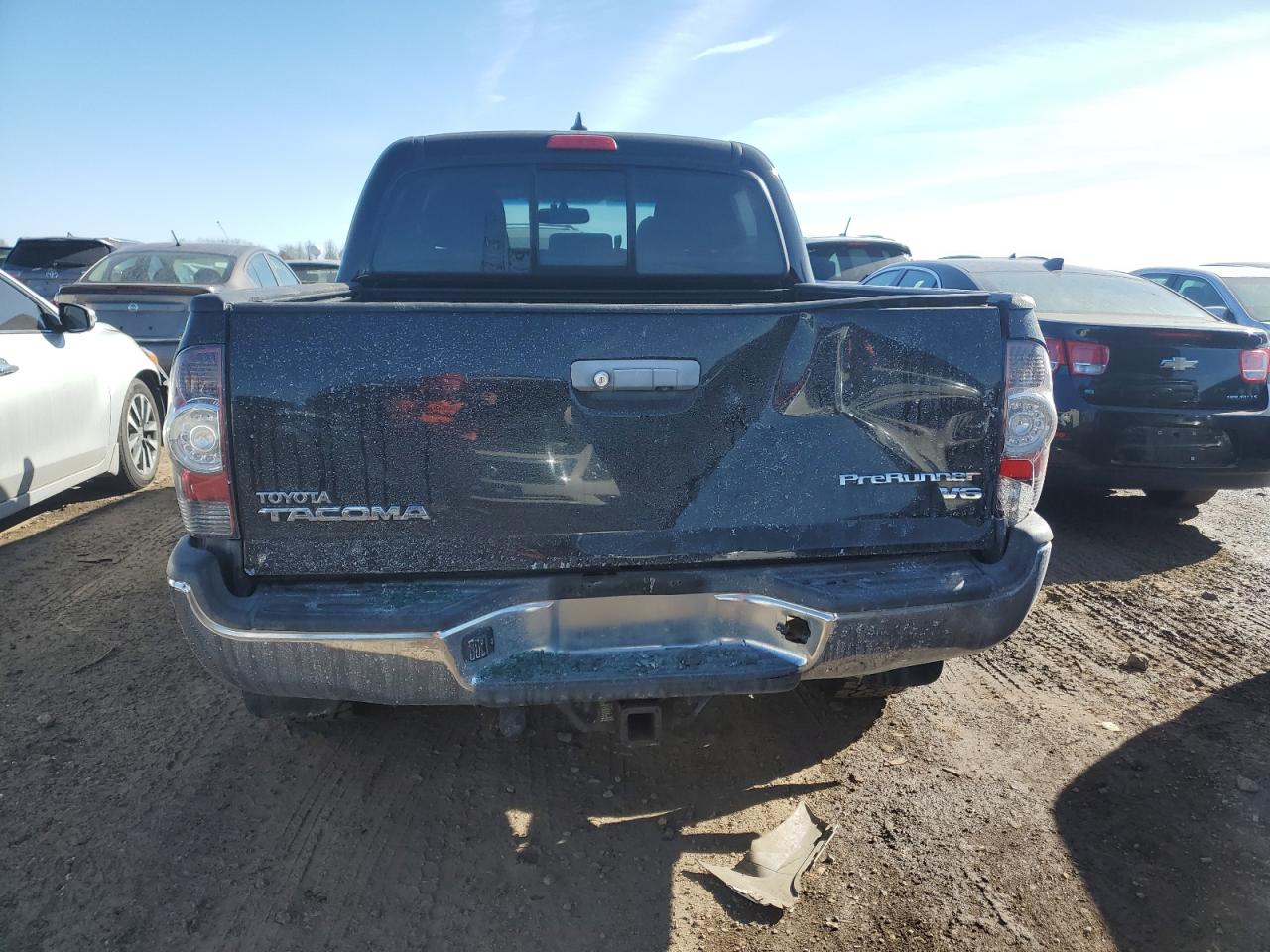 2012 Toyota Tacoma VIN 3TMJU4GN0CM137913 Copart auction photo, front end / minor dent/scratches damage thumbnail 6
