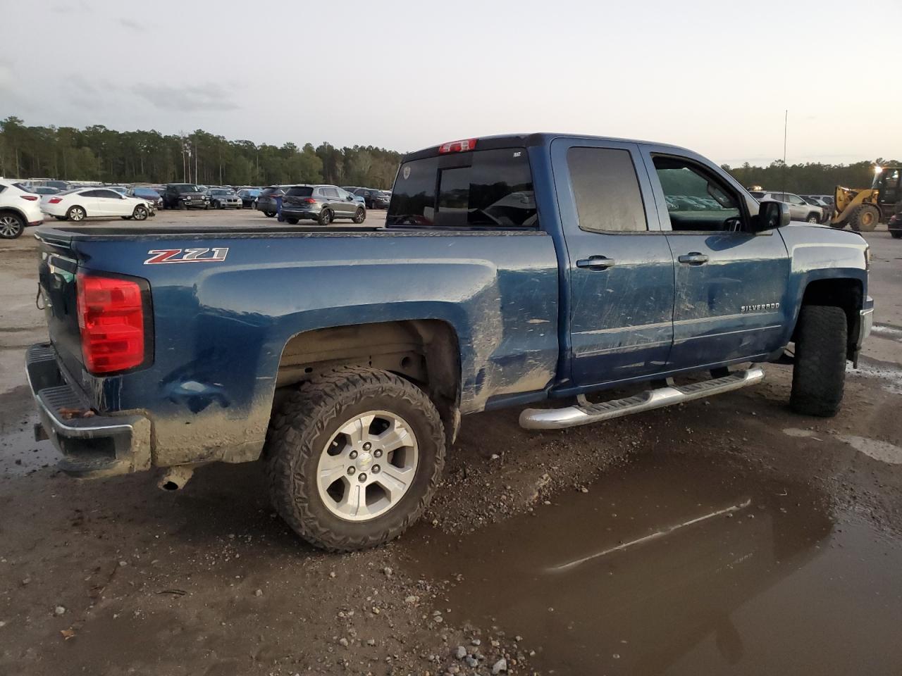 2015 Chevrolet Silverado VIN 1GCRCREC9FZ168620 Copart auction photo, front end damage thumbnail 3