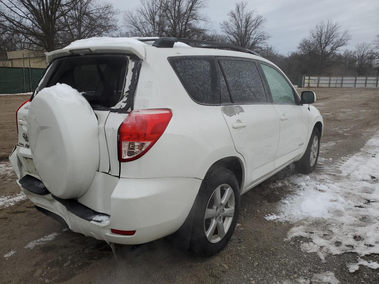 2008 Toyota RAV 4 VIN JTMZK31V385016396 Copart auction photo, rear end / minor dent/scratches damage thumbnail 3