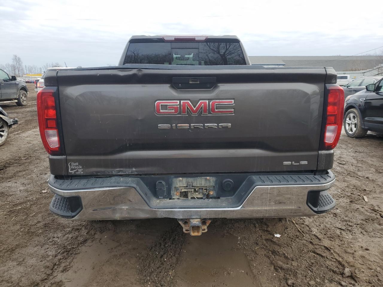 2019 GMC Sierra VIN 1GTR9BED1KZ408655 Copart auction photo, front end / minor dent/scratches damage thumbnail 6