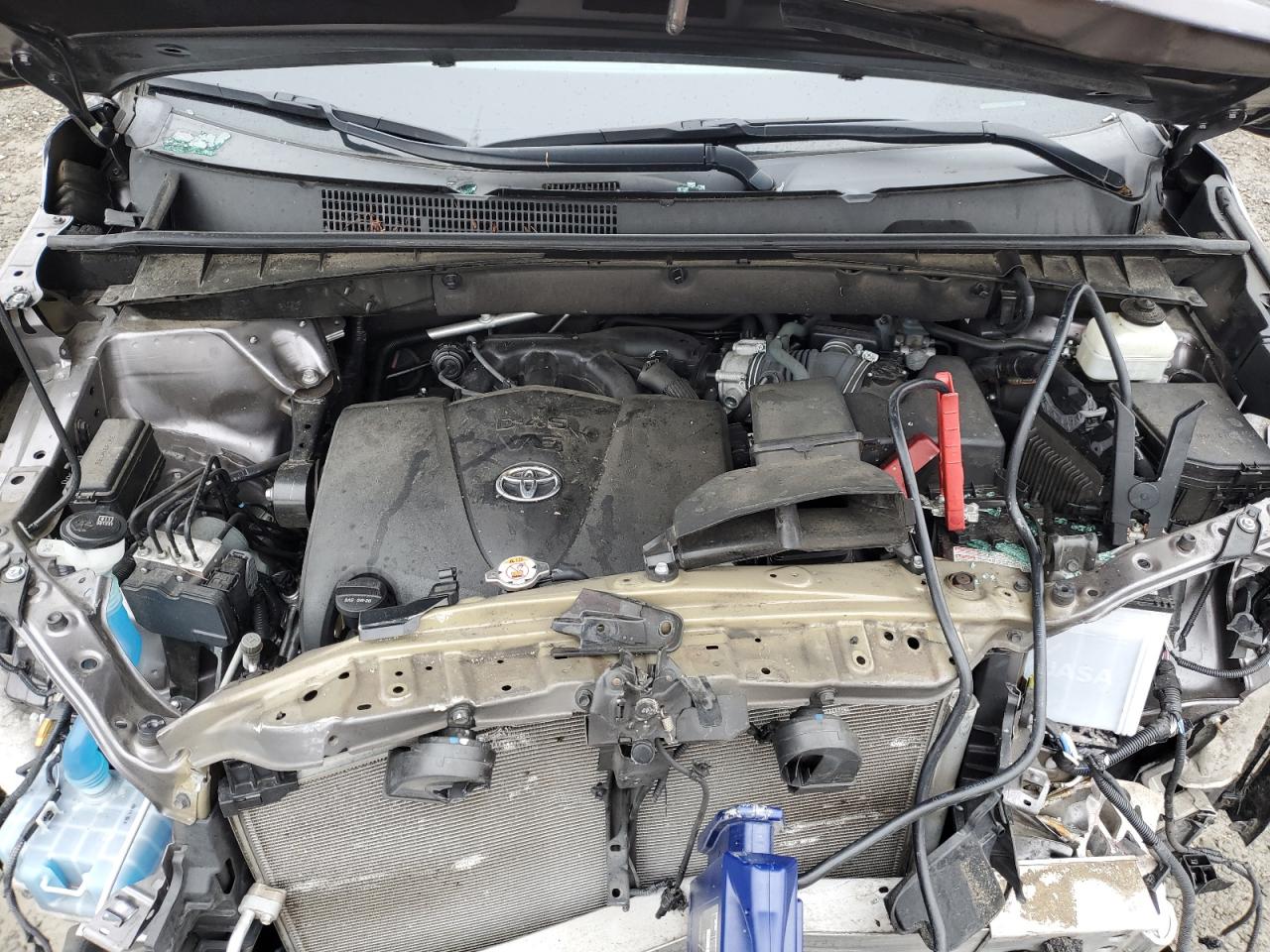 2019 Toyota Highlander VIN 5TDJZRFHXKS580465 Copart auction photo, front end damage thumbnail 14