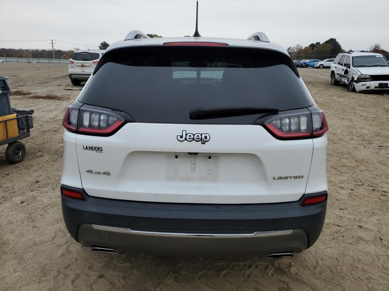 2019 Jeep Grand Cherokee VIN 1C4PJMDX4KD283816 Copart auction photo, front end / minor dent/scratches damage thumbnail 6