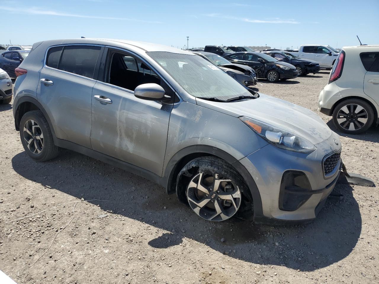 2020 KIA Sportage VIN KNDPM3AC9L7841002 Copart auction photo, front end / minor dent/scratches damage thumbnail 4