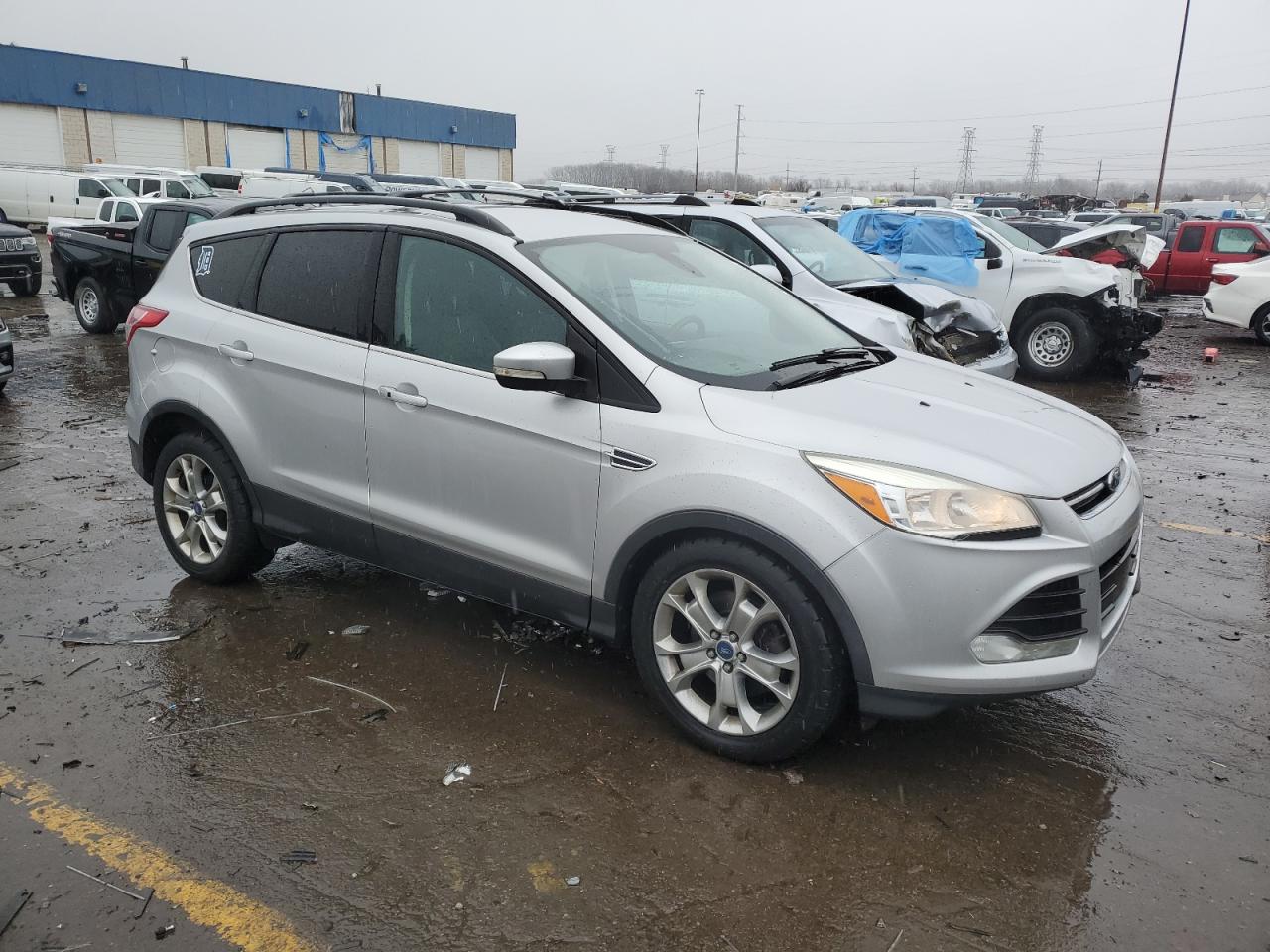 2013 Ford Escape VIN 1FMCU9H9XDUB53438 Copart auction photo, undercarriage damage thumbnail 4