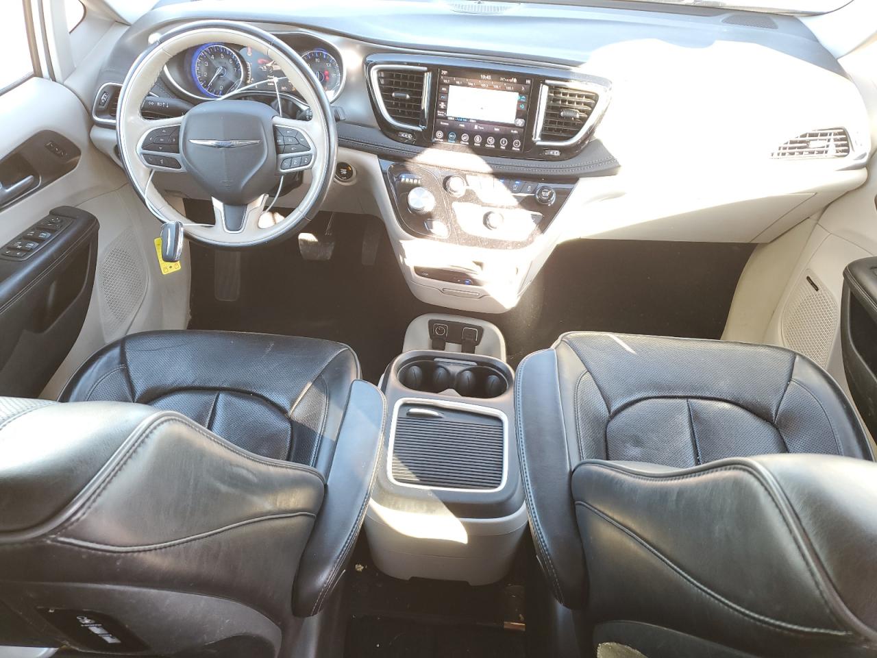 2018 Chrysler Pacifica VIN 2C4RC1GG5JR330960 Copart auction photo, front end damage thumbnail 8