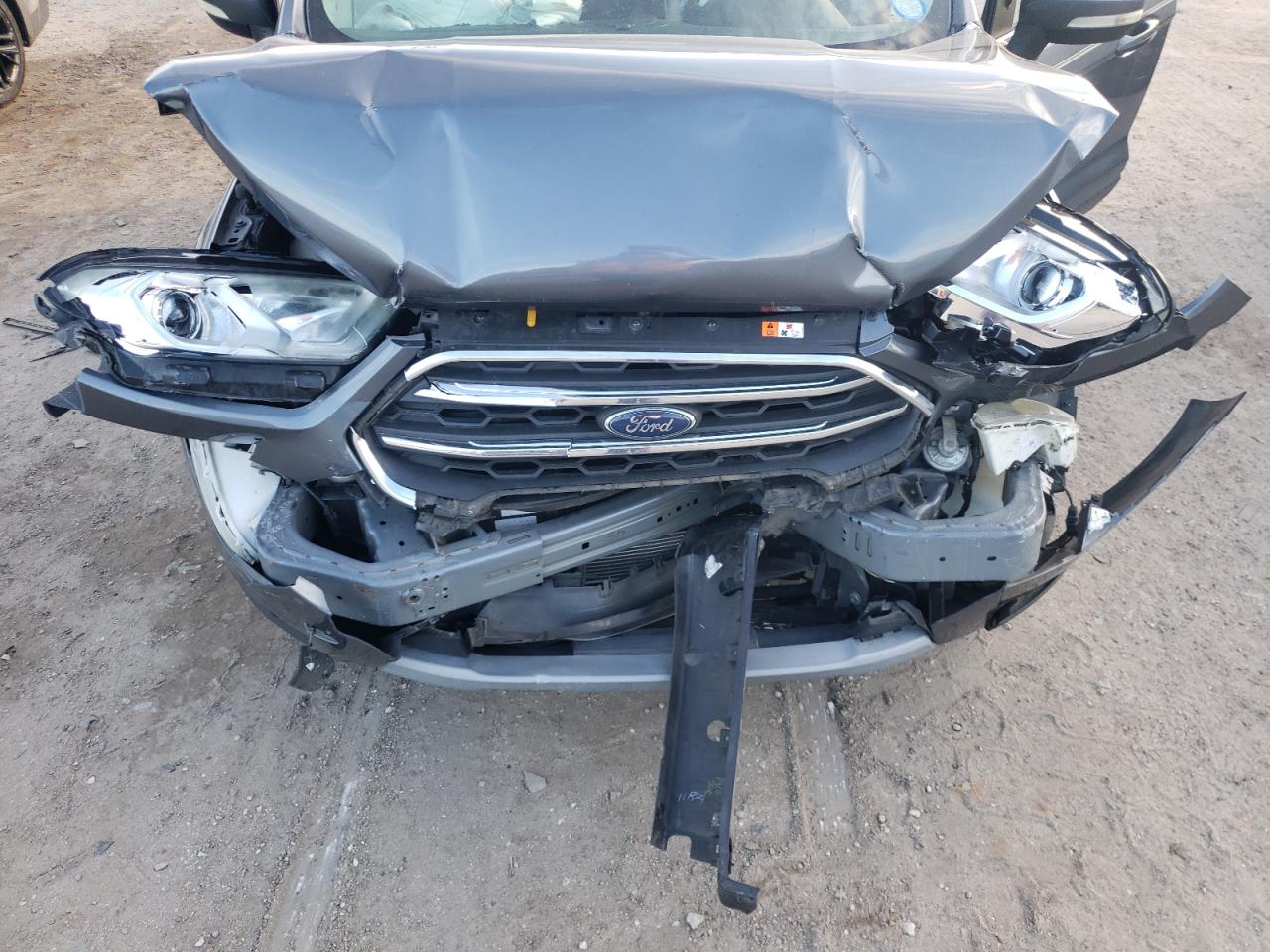 2018 Ford EcoSport VIN MAJ3P1VE9JC197257 Copart auction photo, front end damage thumbnail 12