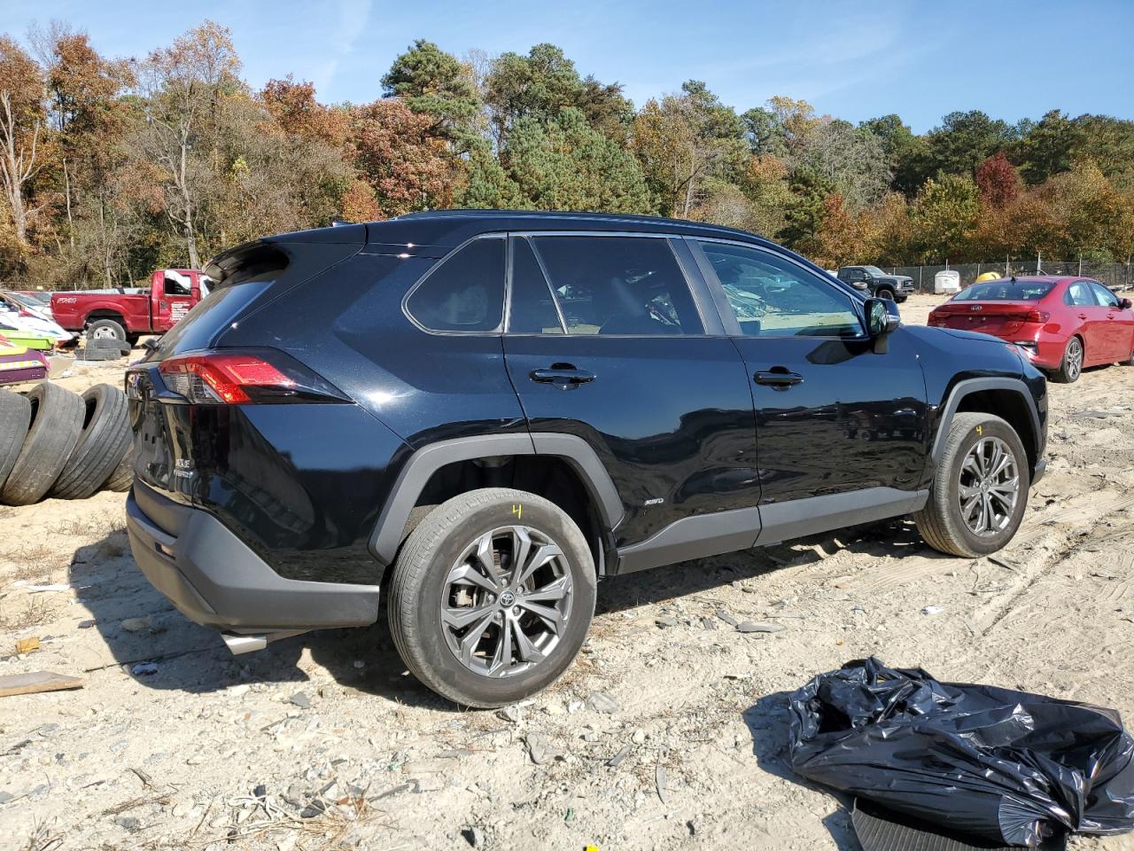 2022 Toyota RAV 4 VIN 4T3B6RFV2NU066728 Copart auction photo, top/roof / side damage thumbnail 3