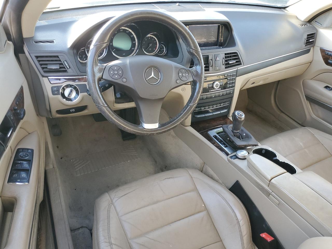 2011 Mercedes-Benz E-klasse VIN WDDKK5GFXBF059203 Copart auction photo, side / front end damage thumbnail 8